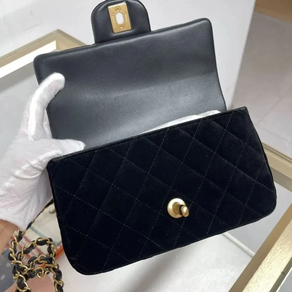 Chanel Women Pre-Loved Bag Very Good Condition